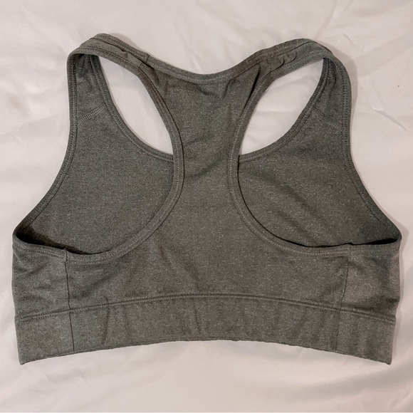 Nike Swoosh Light Support Sports Bra - Picture 2 of 6